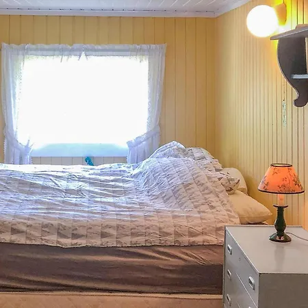 Hébergement de vacances Stunning In Tonstad With Wifi *