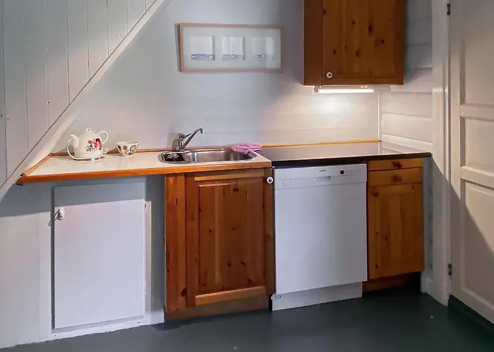 Stunning In Tonstad With Wifi Tjorhom